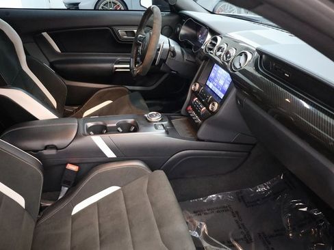 Used 2022 Ford Mustang Shelby GT500 w/ Carbon Fiber Track Pack image 80