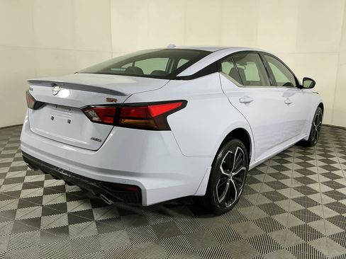 New 2025 Nissan Altima 2.5 SR image 7