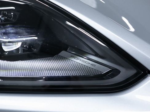 Certified 2025 Porsche Cayenne Turbo image 33