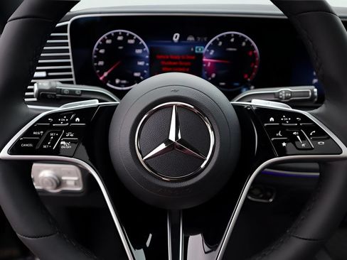 Certified 2026 Mercedes-Benz GLE 450 4MATIC image 35