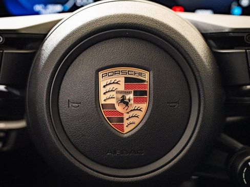 Certified 2024 Porsche Macan 4 Electric image 32