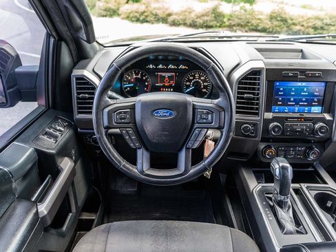 Used 2020 Ford F150 XLT w/ Equipment Group 302A Luxury AWD/4WD image 22