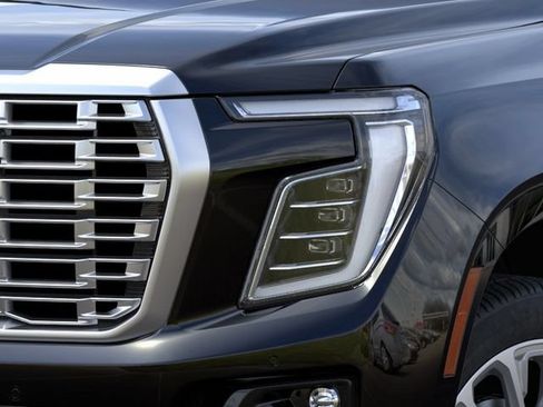 New 2026 GMC Yukon XL Denali w/ Denali Reserve Package AWD/4WD image 11