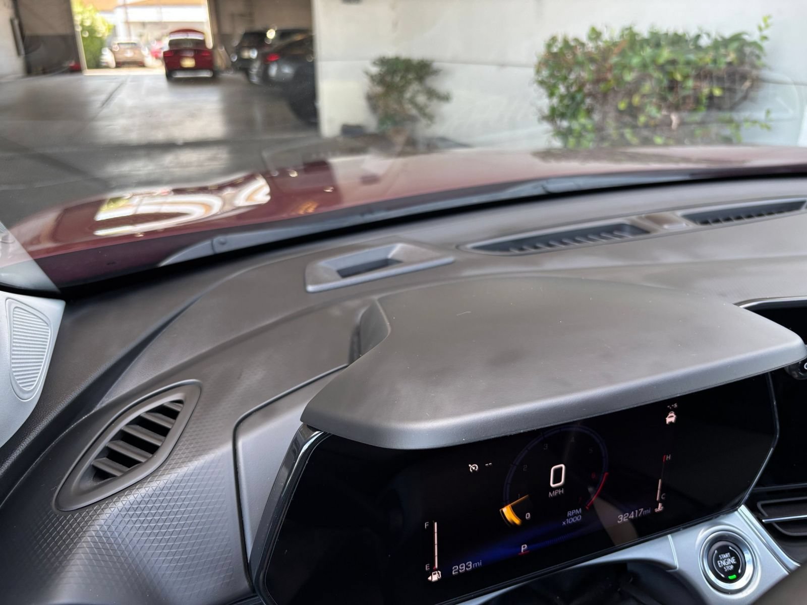 Used 2025 Chevrolet Trax LT w/ LT Convenience Package FWD image 61