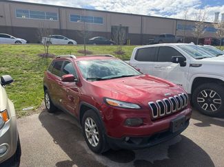 Used 2016 Jeep Cherokee Latitude w/ Cold Weather Group video 1