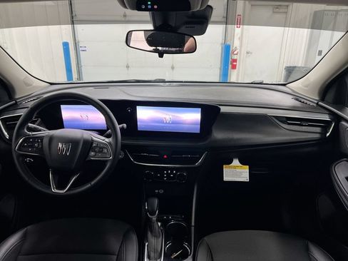 Used 2025 Buick Encore GX Preferred FWD image 10