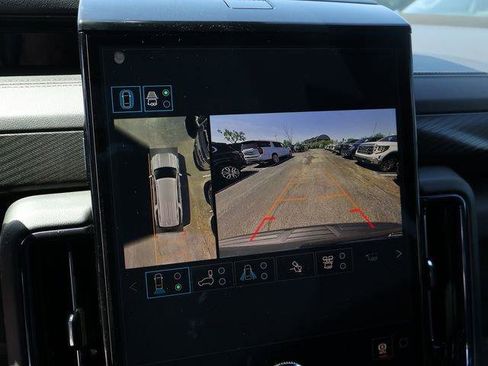 New 2026 GMC Yukon XL AT4 AWD/4WD image 41
