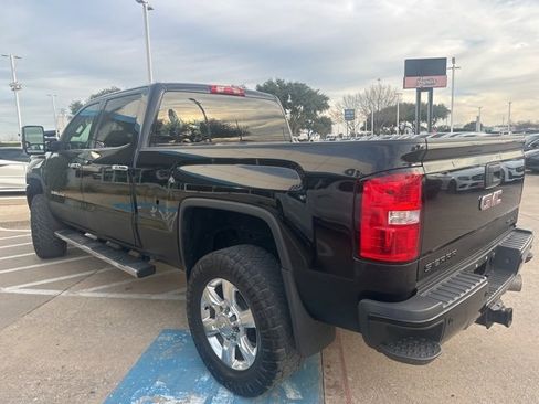 Used 2019 GMC Sierra 2500 Denali w/ Duramax Plus Package image 8