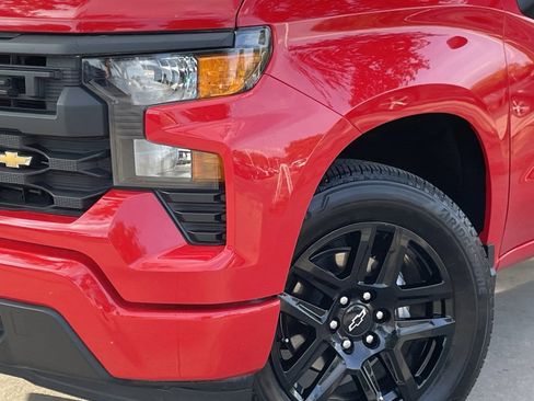 Certified 2025 Chevrolet Silverado 1500 Custom image 8