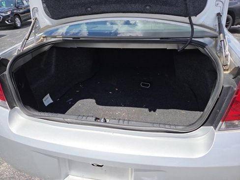 Used 2015 Chevrolet Impala LT w/ LT Sunroof Package FWD image 10