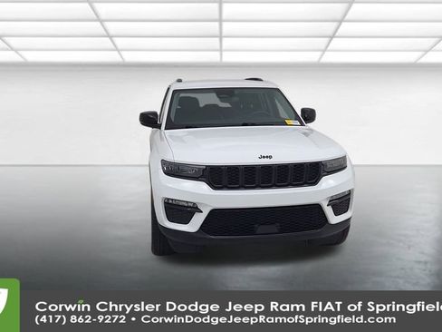 Certified 2023 Jeep Grand Cherokee Limited w/ Black Appearance Package image 3