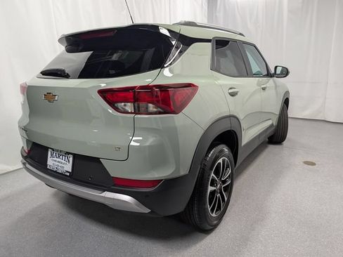 New 2026 Chevrolet TrailBlazer LT w/ LT Cold Weather Package FWD image 3