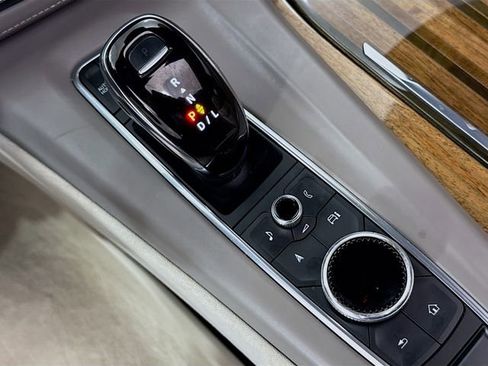 Used 2022 Cadillac Escalade ESV Sport Platinum w/ Heavy-Duty Trailer Package image 20