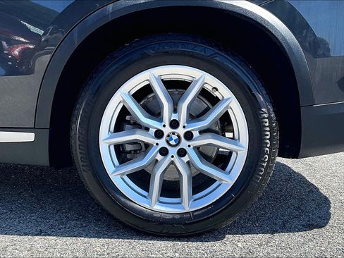 Used 2019 BMW X5 xDrive40i w/ Convenience Package AWD/4WD image 8