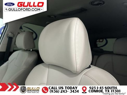 Used 2023 Kia Telluride S AWD/4WD image 18