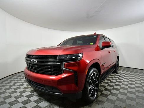 Used 2023 Chevrolet Suburban RST w/ Luxury Package image 6