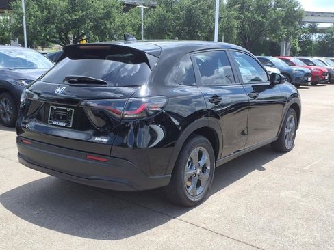 New 2026 Honda HR-V LX image 12