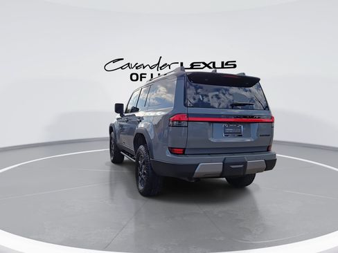 Used 2025 Lexus GX 550 AWD/4WD image 7