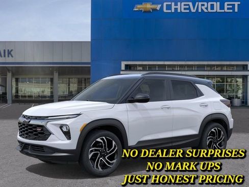 New 2026 Chevrolet TrailBlazer RS FWD image 2