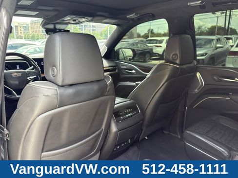 Used 2023 Cadillac Escalade Sport Platinum AWD/4WD image 32