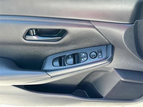 New 2025 Nissan Sentra S image 7