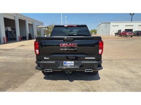 New 2026 GMC Sierra 1500 Elevation image 7