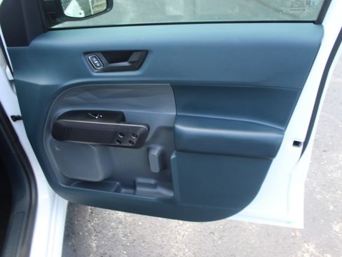 Used 2023 Ford Maverick Lariat w/ Black Appearance Package FWD image 12
