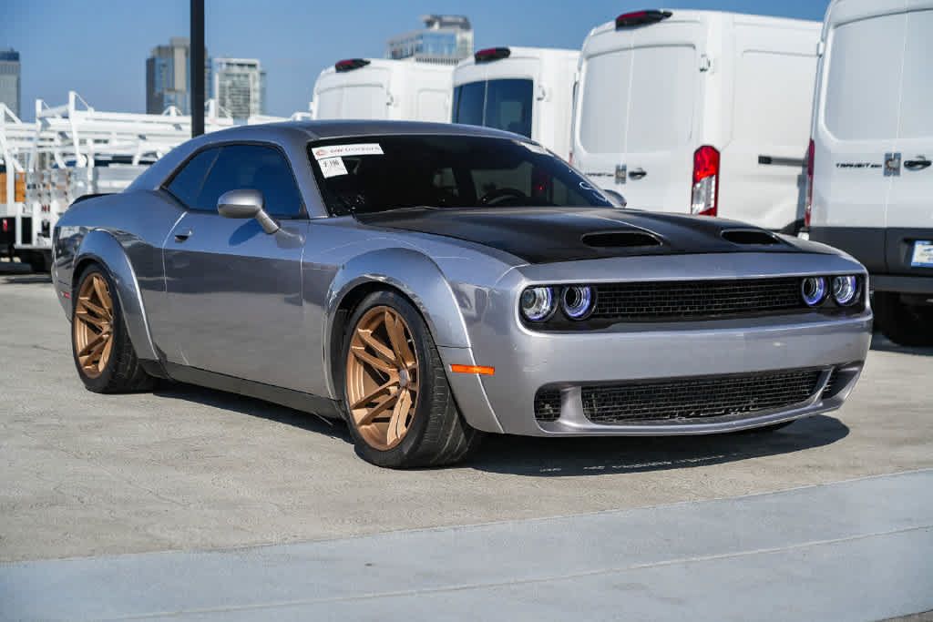 Used 2016 Dodge Challenger R/T Plus RWD image 4