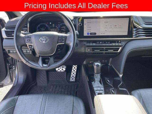 Used 2025 Toyota Camry XSE FWD image 14