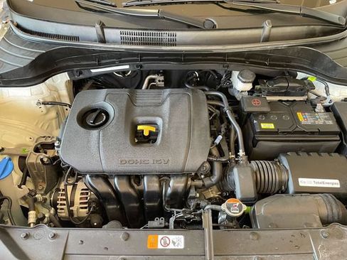 Certified 2025 Kia Soul LX w/ LX Technology Package FWD image 21
