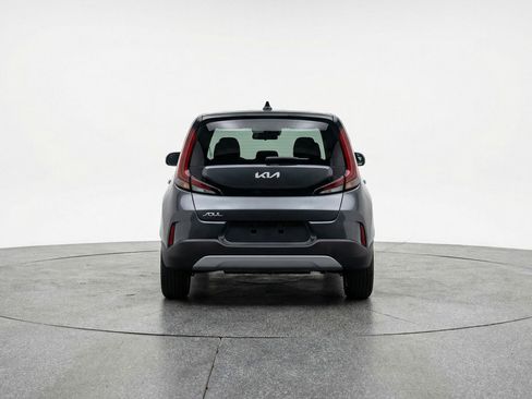 Used 2025 Kia Soul LX w/ LX Technology Package image 7