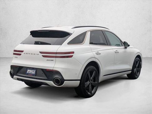 Used 2022 Genesis GV70 3.5T Sport w/ Sport Prestige Package image 5