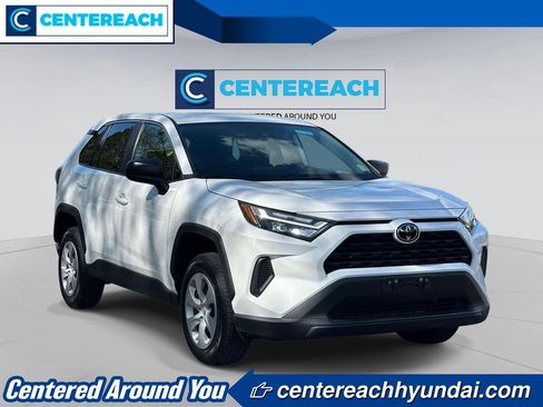 Used 2024 Toyota RAV4 LE AWD/4WD image 2