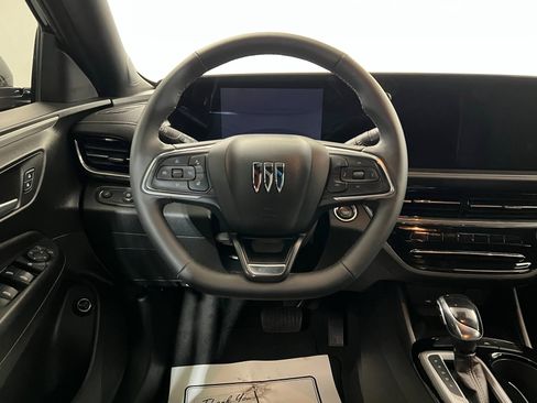 Used 2024 Buick Envista Avenir image 14