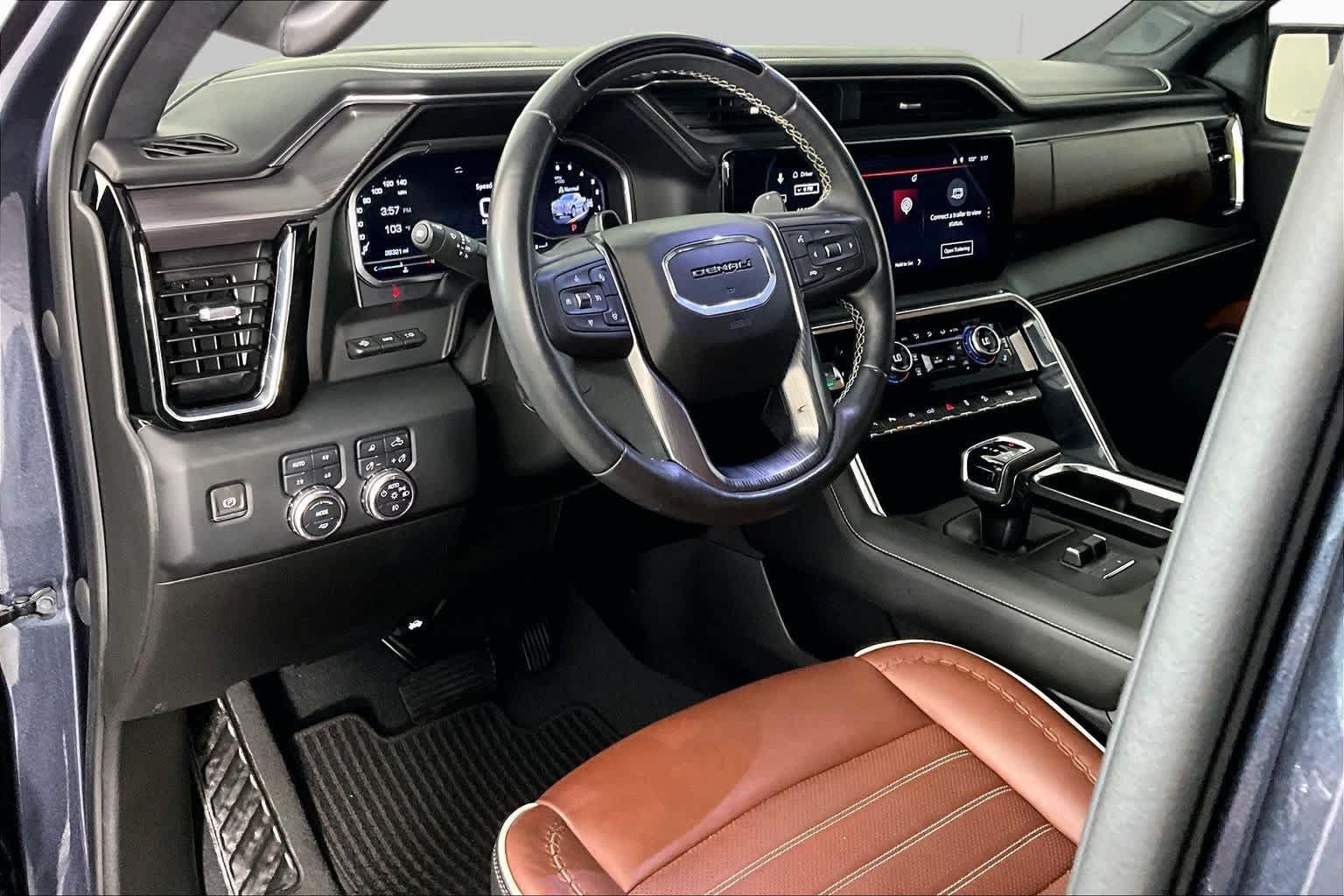 Used 2023 GMC Sierra 1500 Denali Ultimate AWD/4WD image 16