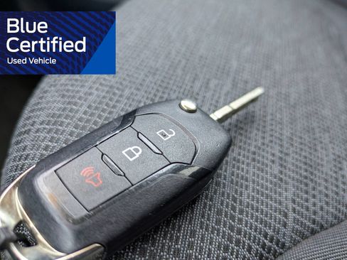 Certified 2025 Ford Maverick XL w/ Equipment Group 102A AWD/4WD image 32