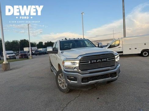 Used 2023 RAM 2500 Laramie AWD/4WD image 2