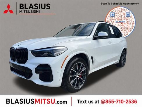Used 2023 BMW X5 xDrive40i w/ M Sport Package AWD/4WD image 39
