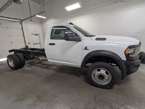 Used 2024 RAM 5500 Tradesman RWD image 3