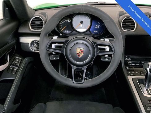 Used 2022 Porsche 718 Cayman GT4 RWD image 9