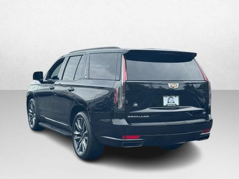 Used 2024 Cadillac Escalade Sport w/ Touring Package AWD/4WD image 4
