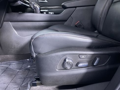 Certified 2023 Cadillac XT4 Sport image 9