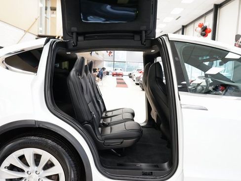 Used 2020 Tesla Model X Long Range image 57