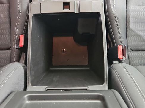 Certified 2024 Nissan Frontier SV w/ SV Convenience Package image 26