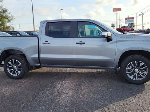 New 2025 Chevrolet Silverado 1500 LT w/ Convenience Package II RWD image 9