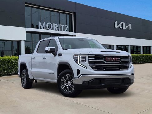 Used 2025 GMC Sierra 1500 SLT image 1