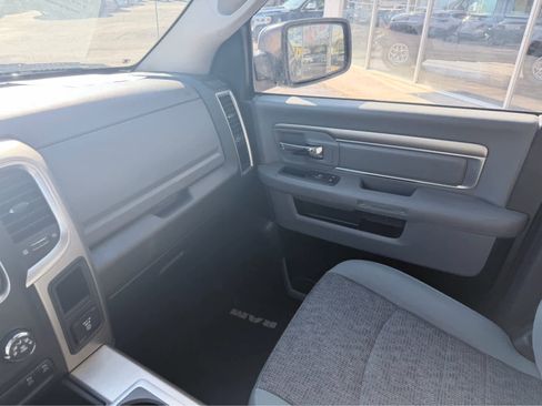 Used 2014 RAM 1500 Big Horn image 33