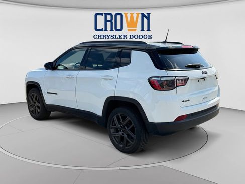 Used 2026 Jeep Compass Limited AWD/4WD image 5