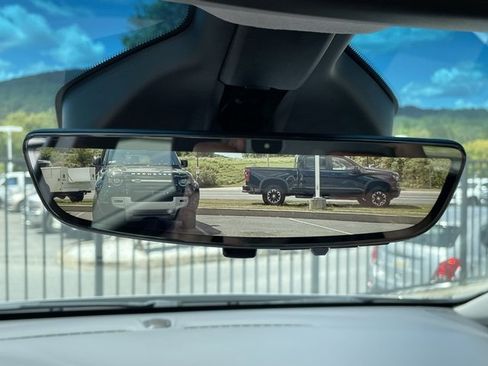 Used 2021 Chevrolet Bolt Premier w/ Infotainment Package image 33