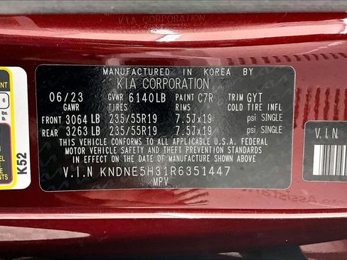 Used 2024 Kia Carnival SX image 36